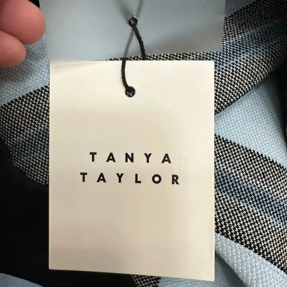 Tanya Taylor NWT’s Rivka striped flared mini skirt. Size small - Picture 7 of 8